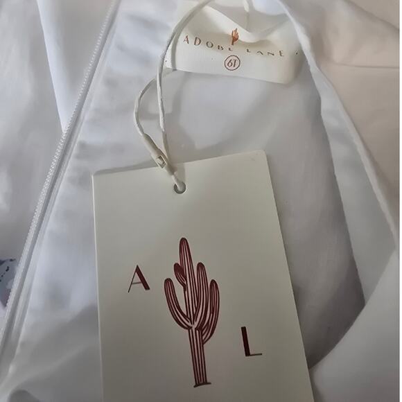 Adobe Lane Stunning Wildflower Boheimian Flirty Stunning Vacation Dress 6T NWT - Picture 3 of 5